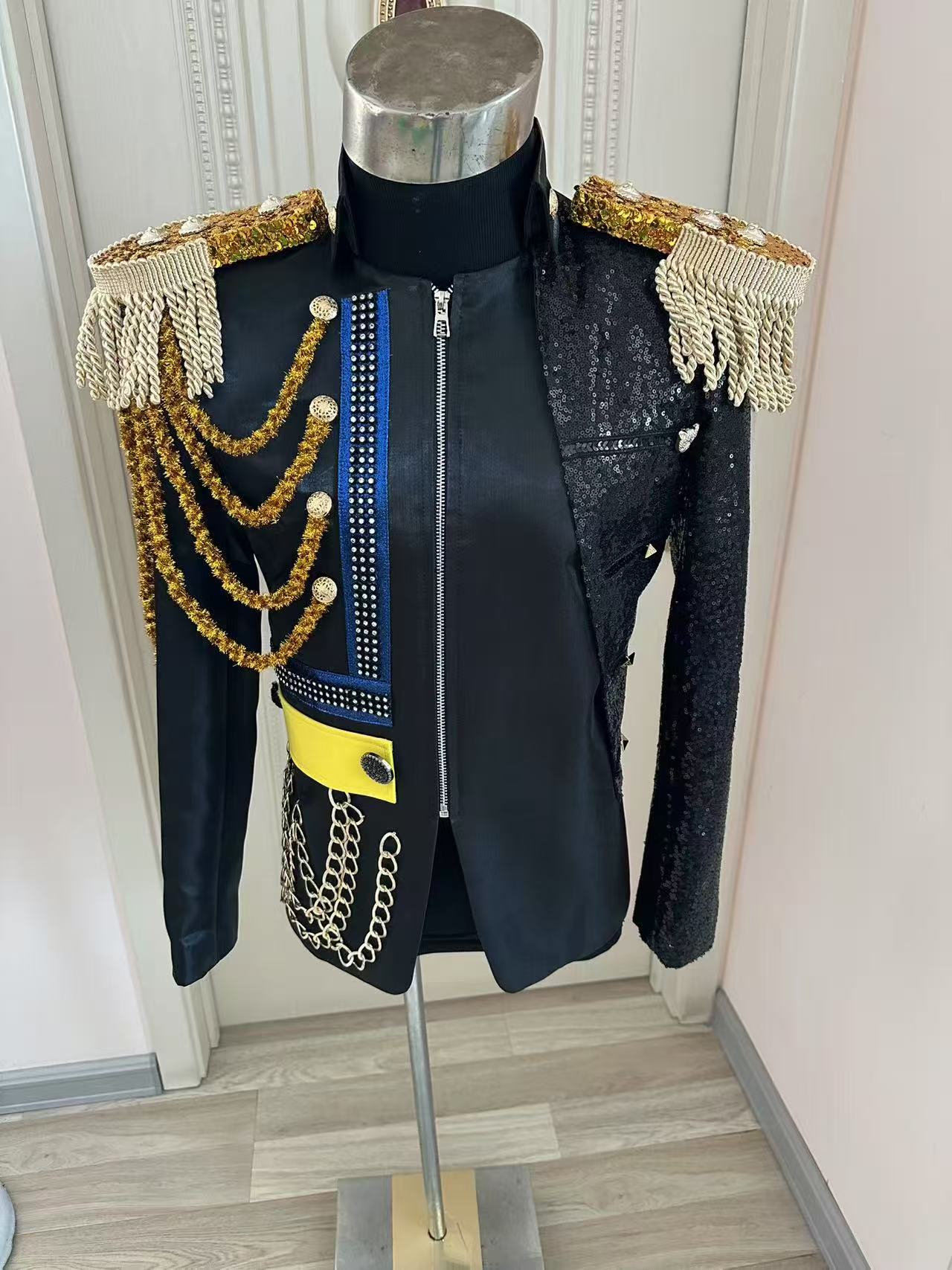 Men'S Formal Wear In Wedding - Новая мужская королевская куртка с кисточками